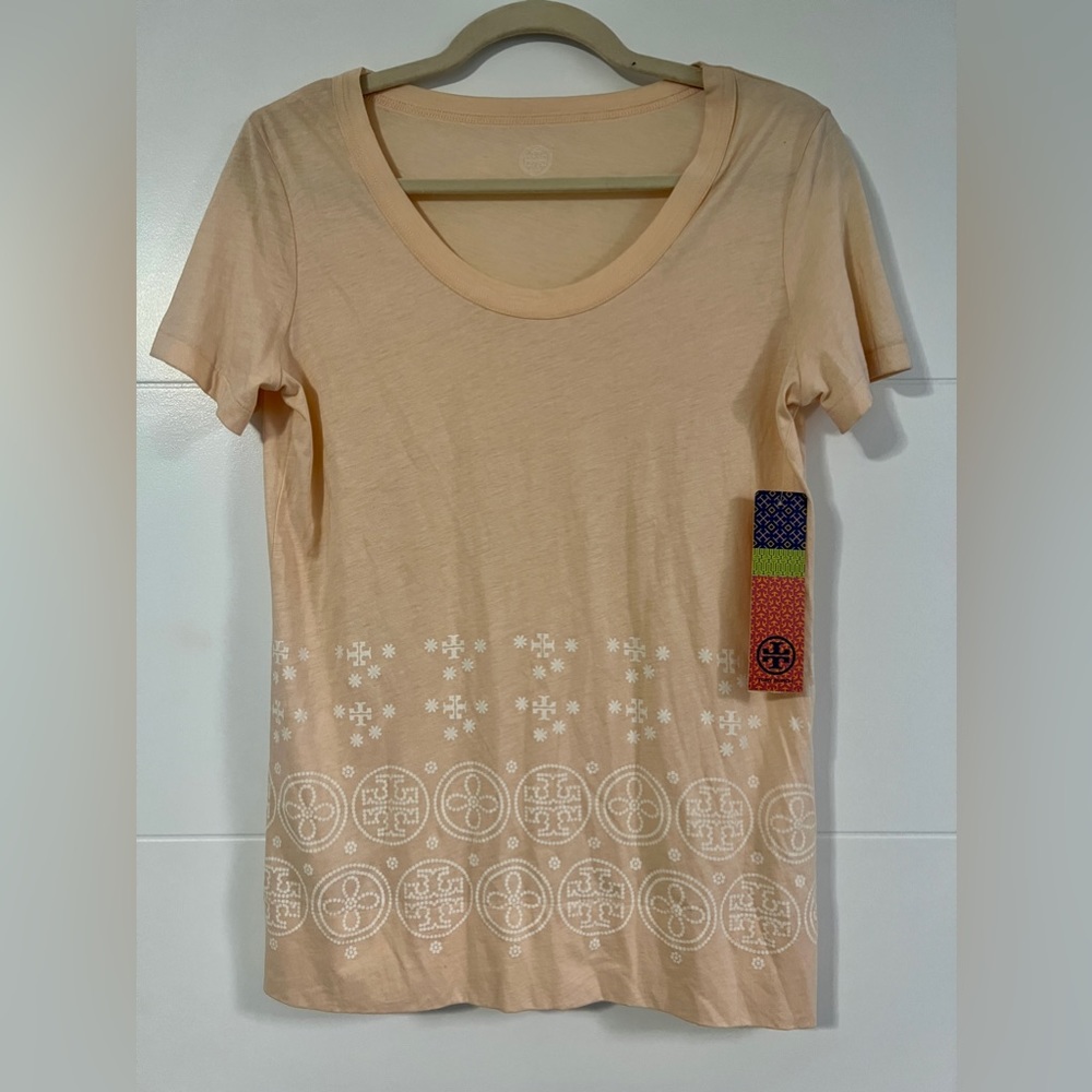 Tory Burch Women T-Shirt 100% cotton, Seashell, ivory/pink Size Small